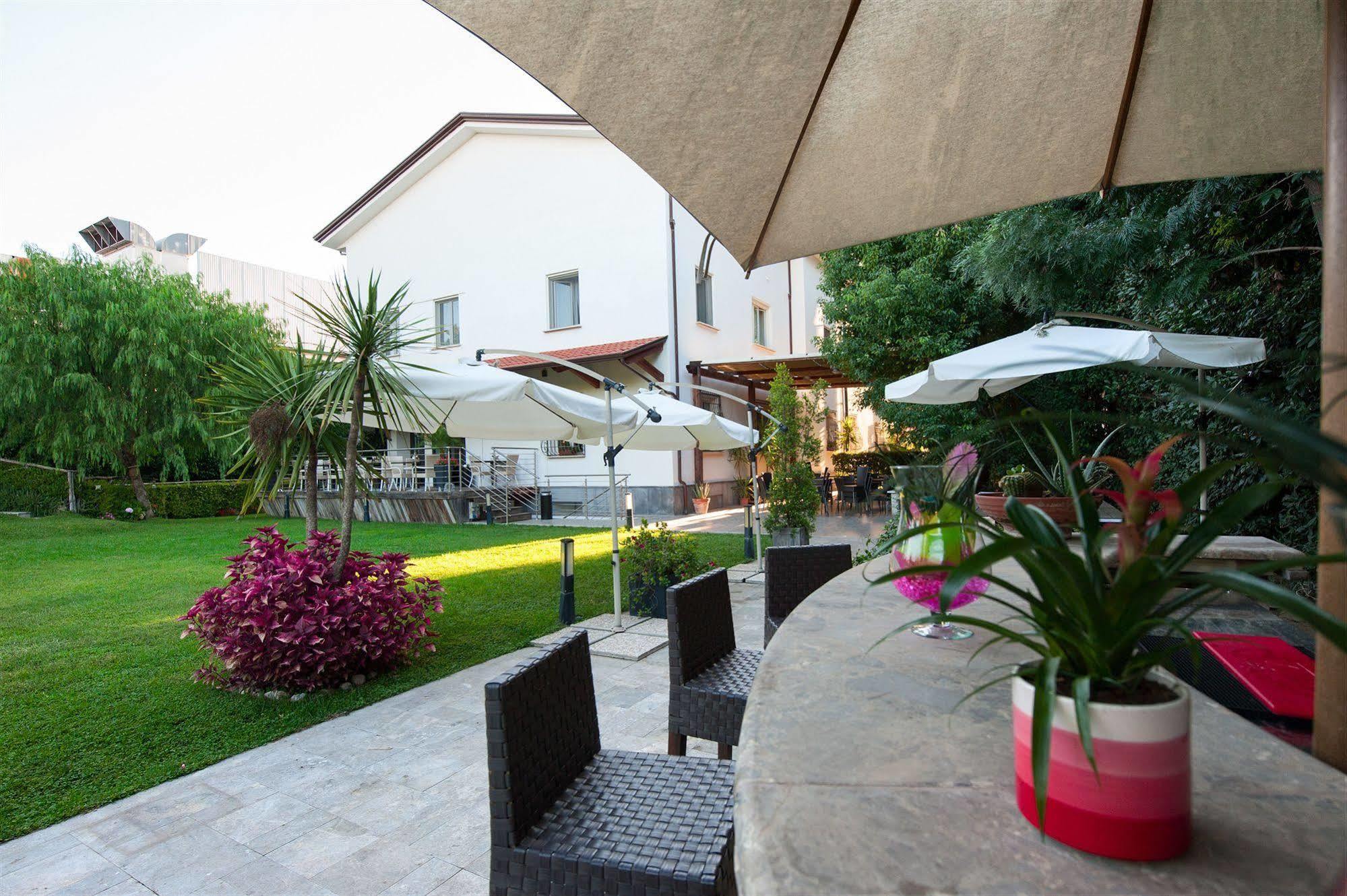 Villa Maria Cristina Caserta Exterior photo